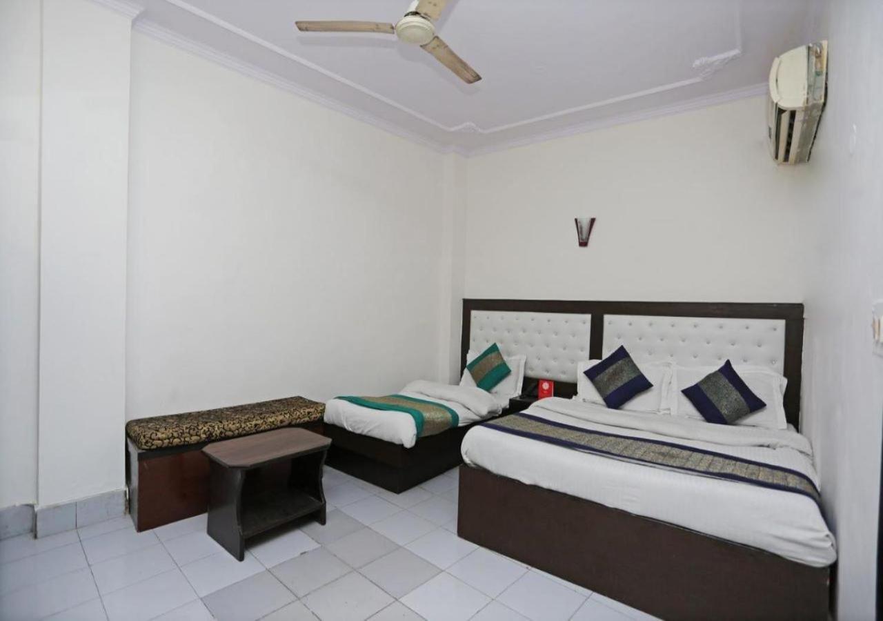 Hotel International Neelam Near New Delhi Railway Station Neu-Delhi Exterior foto
